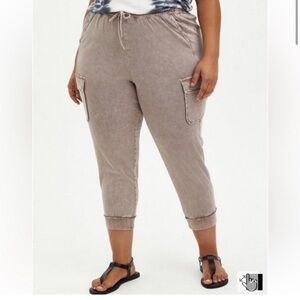 torrid relaxed fit jogger stretch challis mid-rise cargo pocket pants 1x